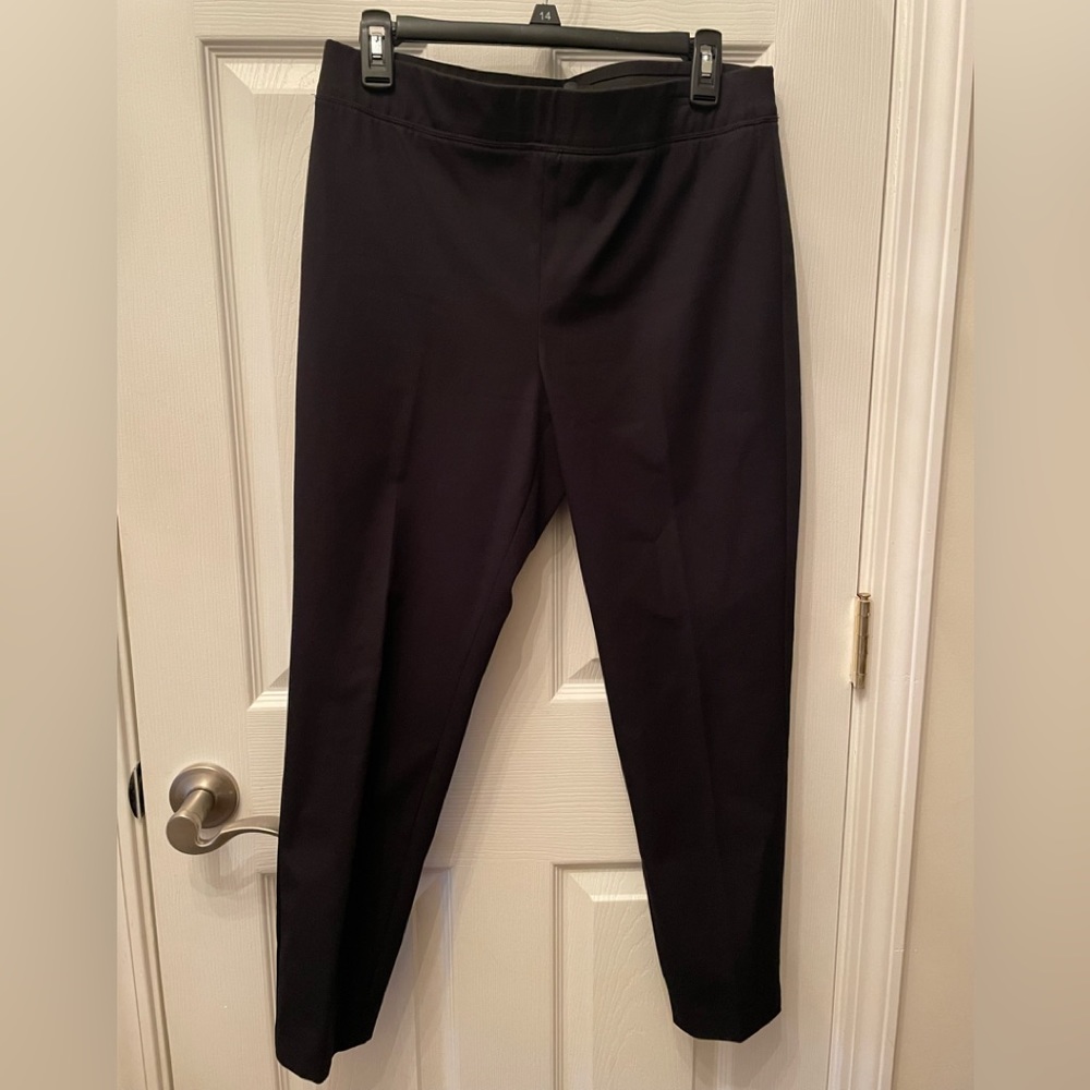 Talbots pull up black plant size 10 petite